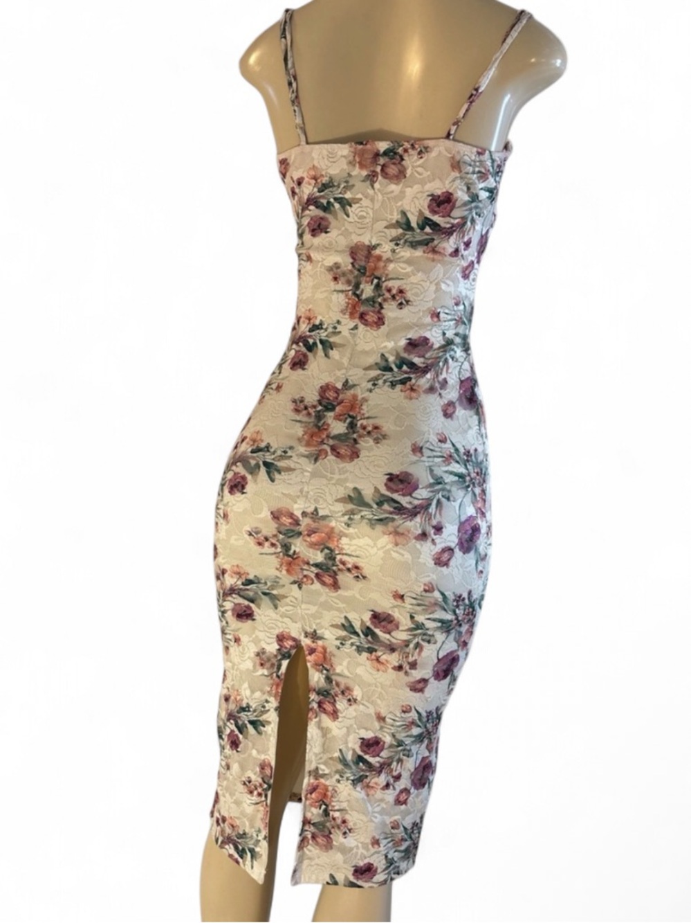 Forever 21 Floral Lace-Overlay Dress - Picture 3 of 3